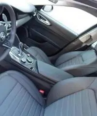 Alfa Romeo Giulia 2.2 Turbodiesel 180 CV Super