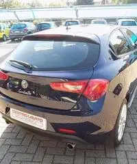 Alfa Romeo Giulietta Giulietta 2.0 JTDm-2 Distinctive CV170