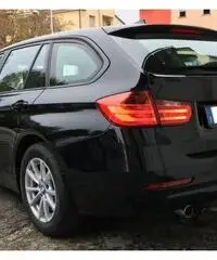 BMW 318 Serie3 Touring AUTOM Limit.vel. NAVI bluetooth USB