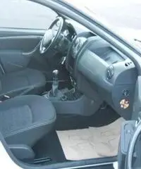 DACIA Duster 16 Laureate 4x4 105cv