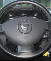 DACIA Duster 16 Laureate 4x4 105cv