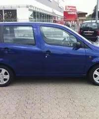 DAIHATSU YRV 1.3i 16V  CX 5 porte