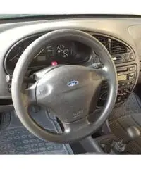 FORD Fiesta 1.2i 16V cat 3p Neopatentati WRC AUTO