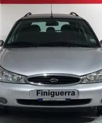 FORD Mondeo 1.8 turbodiesel cat S.W. Ghia