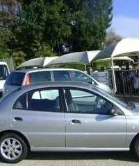 KIA Rio 1.3 SEDAN COMFORT 4PORTE BENZINA 2005