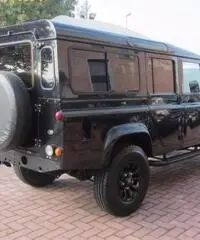 LAND ROVER Defender 110 2.4 TD4 Station Wagon S