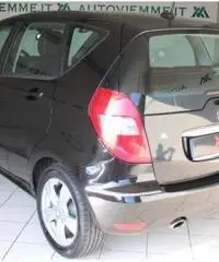 MERCEDES-BENZ A 160 Avantgarde