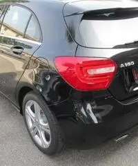 Mercedes-Benz A 180 A 180d Sport Automatic