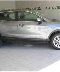 NISSAN Qashqai 1.5 dCi N-Connecta Navi Safety