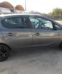 Opel Corsa 1.2 5 porte b-Color