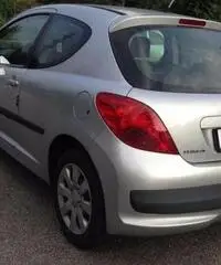 PEUGEOT 207 1.4 8V 75CV 3p. X Line,Ottima Neopattentati