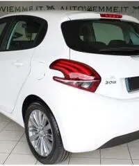 PEUGEOT 208 PureTech 82 5 porte Active