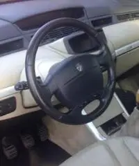 RENAULT Avantime 2.2 16V dCi Privilege