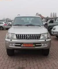 TOYOTA Land Cruiser 3.0 Tdi D-4D cat 5 porte KDJ95 GX