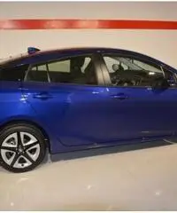 TOYOTA Prius 1.8 Style TECH PACK