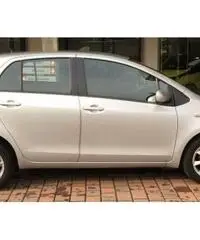 TOYOTA Yaris 1.4 D-4D DPF 5 porte M-MT Sol Autom.