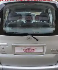 TOYOTA Yaris Verso 1.3i 16V cat Sol