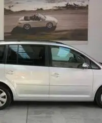 VOLKSWAGEN Touran Business 1.6 TDI Comfortline BMT 7 POSTI NAVI