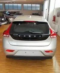 VOLVO V40 D2 Momentum