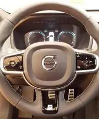 VOLVO XC90 D5 AWD Geartronic 7 posti R-design