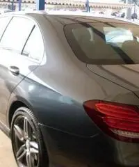 MERCEDES-BENZ E 220 d Auto AMG Line