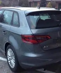 Audi A3 SB 1.6 tdi 110cv Business Xeno,Navi,PDC