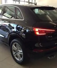 AUDI Q3 2.0 TDI 150 CV Sport +Navi +Xenon +