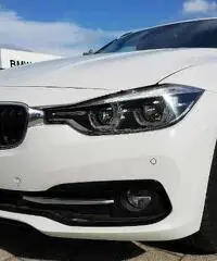 BMW Serie 3 Touring 318d Touring - KM0