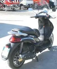 MOTOCICLO PIAGGIO BEVERLY