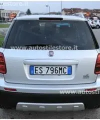 FIAT Sedici 2.0 MJT 16V DPF 4x4 Emotion