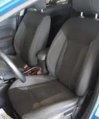 FORD Fiesta 1.4 5p. Bz.- GPL Titanium