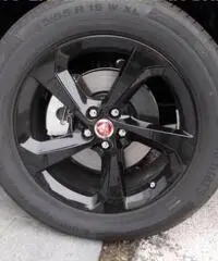 JAGUAR F-Pace 2.0d 180 CV AWD AUT. R-SPORT SOLO 3000 KM !!!