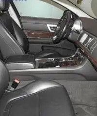 JAGUAR XF 2.2 D S&S CV190-NO garanzia!