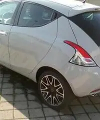 LANCIA Ypsilon 1.2 69 CV 5 porte Mya