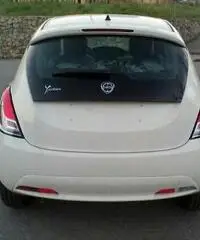 LANCIA Ypsilon 1.2 69 CV 5 porte Silver