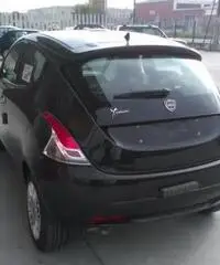 LANCIA Ypsilon 1.3 MJT 16V 95 CV KM0 5 porte S&S Silver