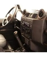 Land Rover Defender 90 2.4 TD4 Station Wagon E