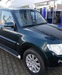 MITSUBISHI Pajero 3.2 DI-D 16V aut. 5p. Instyle DPF