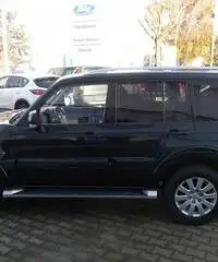 MITSUBISHI Pajero 3.2 DI-D 16V aut. 5p. Instyle DPF