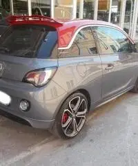 Opel Adam S 150 CV