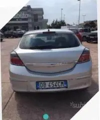 OPEL Astra gtc - 2006 GPL