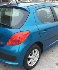 PEUGEOT 207 1.4 HDi 70CV 5p. X Line