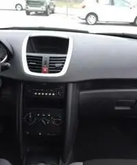 PEUGEOT 207 1.4 HDi 70CV 5p. X Line