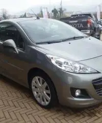 PEUGEOT 207 1.6 8V HDi 112CV CC Active