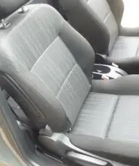 PEUGEOT 207 1.6 8V HDi 112CV CC Active