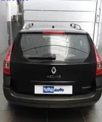 RENAULT Megane GRANTOUR LUXE 2.0i CV135-No garanzia!!