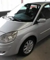 RENAULT Scenic 1.5 dCi/105CV