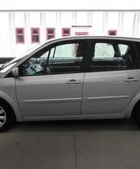 RENAULT Scenic 1.5 dCi/105CV