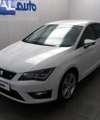 SEAT Leon 2.0 TDI FR 5PT. CV150 Con navigatore!!!!!