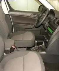 SKODA Yeti 1.6 TDI CR ACTIVE CV105 - Garantita!!!